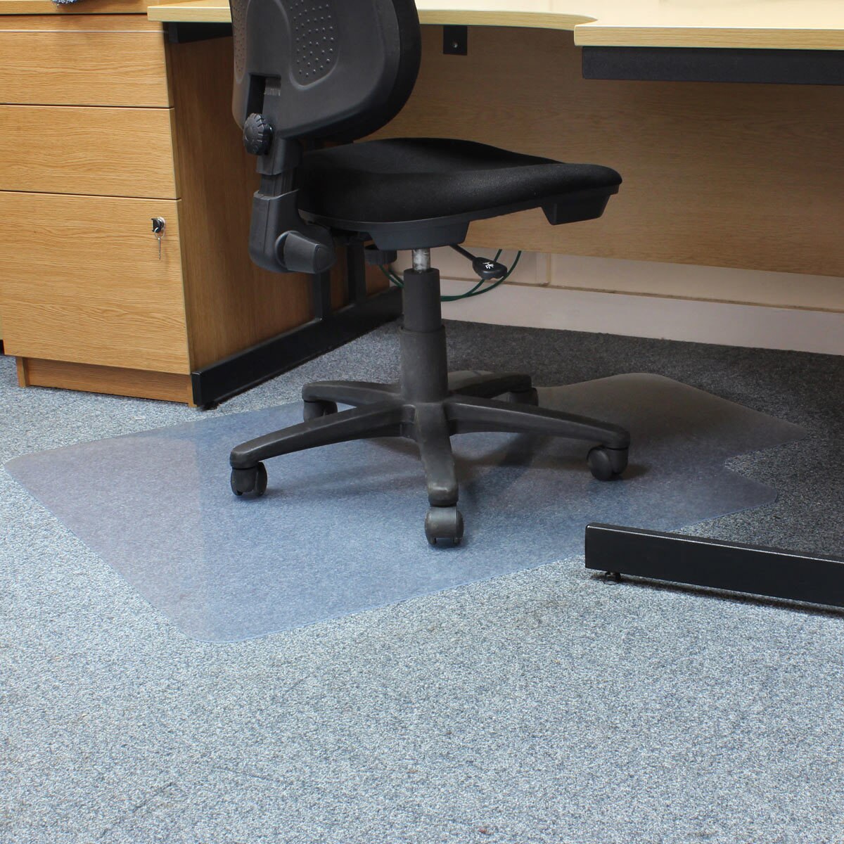 Jvl 35 X 47 120 90cm Clear T Shape Chair Mat Costco Uk