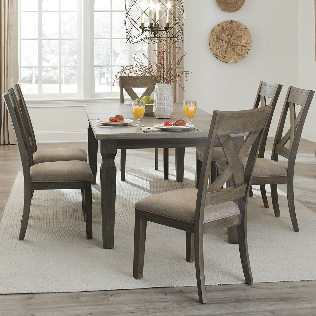 Universal Furniture Eileen Extending Dining Room Table 6 Chairs