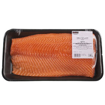 Kirkland Signature Fresh Farmed Salmon Skinless and Boneless Fillet, Variable Weight: 1kg - 3kg