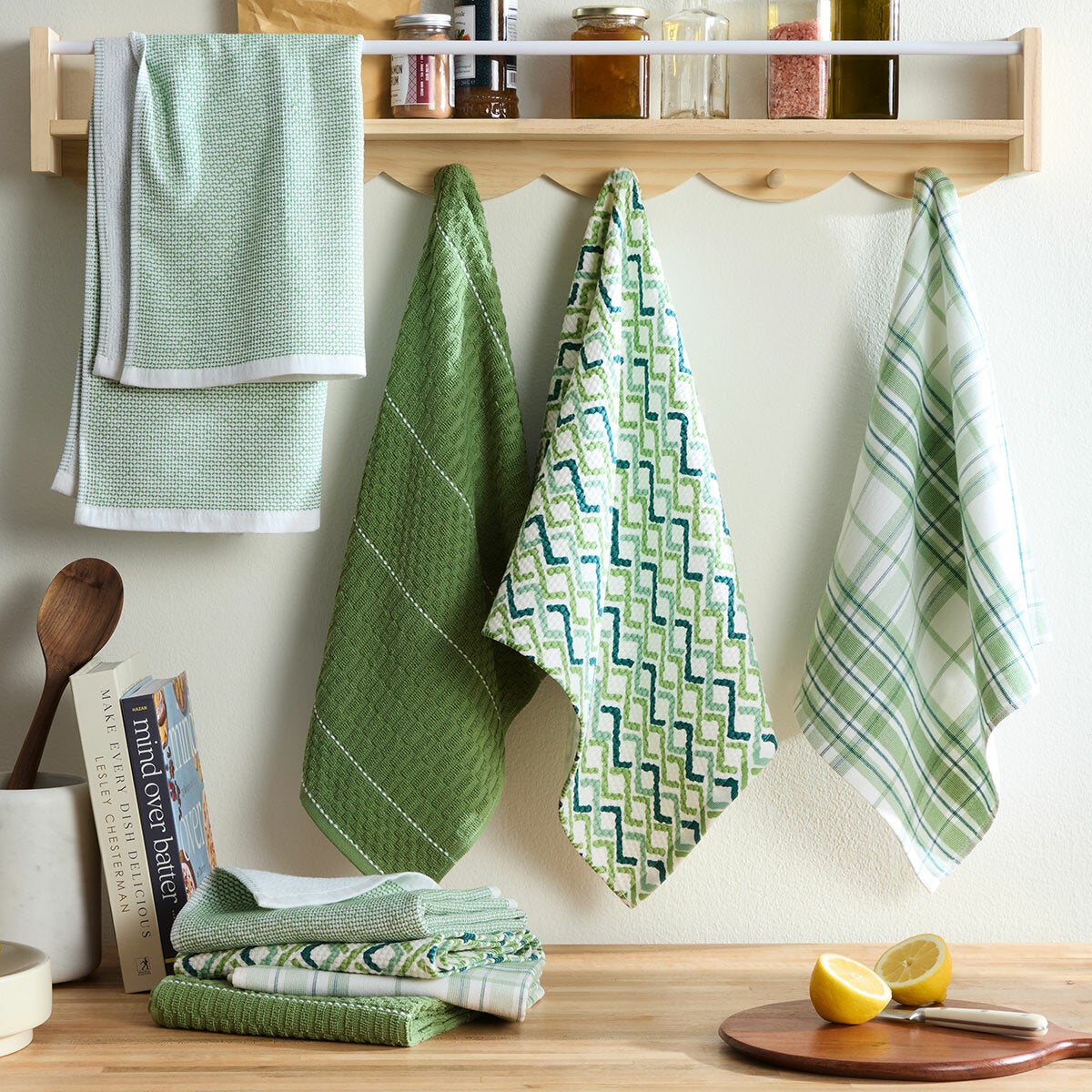 Urban Villa Kitchen Towels (20x30 Inches 6 Pack) Extra Large Premium Dish Towels For Kitchen Green & White Dish Cloths Highly Absorbent 100% Cotton Kitchen Hand Towels With Hanging Loop Tea