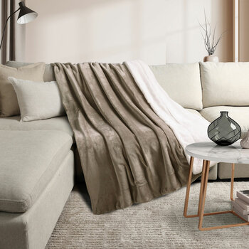 Life Comfort Ultimate Faux Fur Throw in 3 Colours, 152 x 177 cm