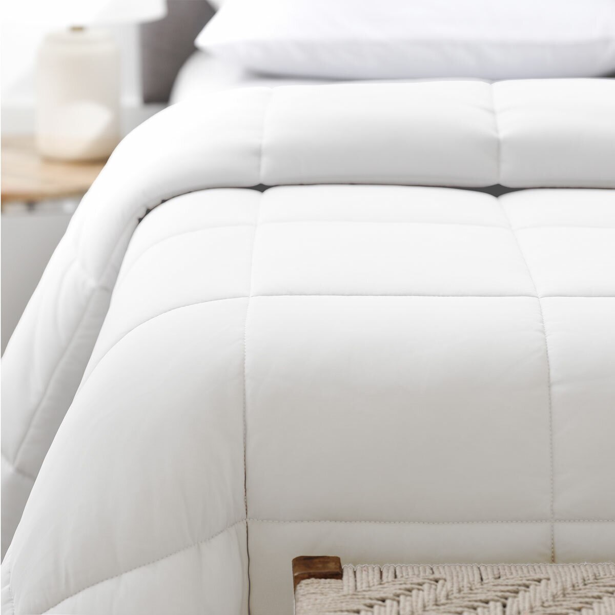 Below Zero White Cooling Comforter, 229 x 249 cm