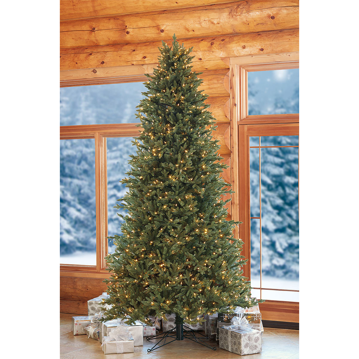 Aspen 9ft (2.7m) Pre-Lit 900 LED Dual Colour Artificial Christmas Tree
