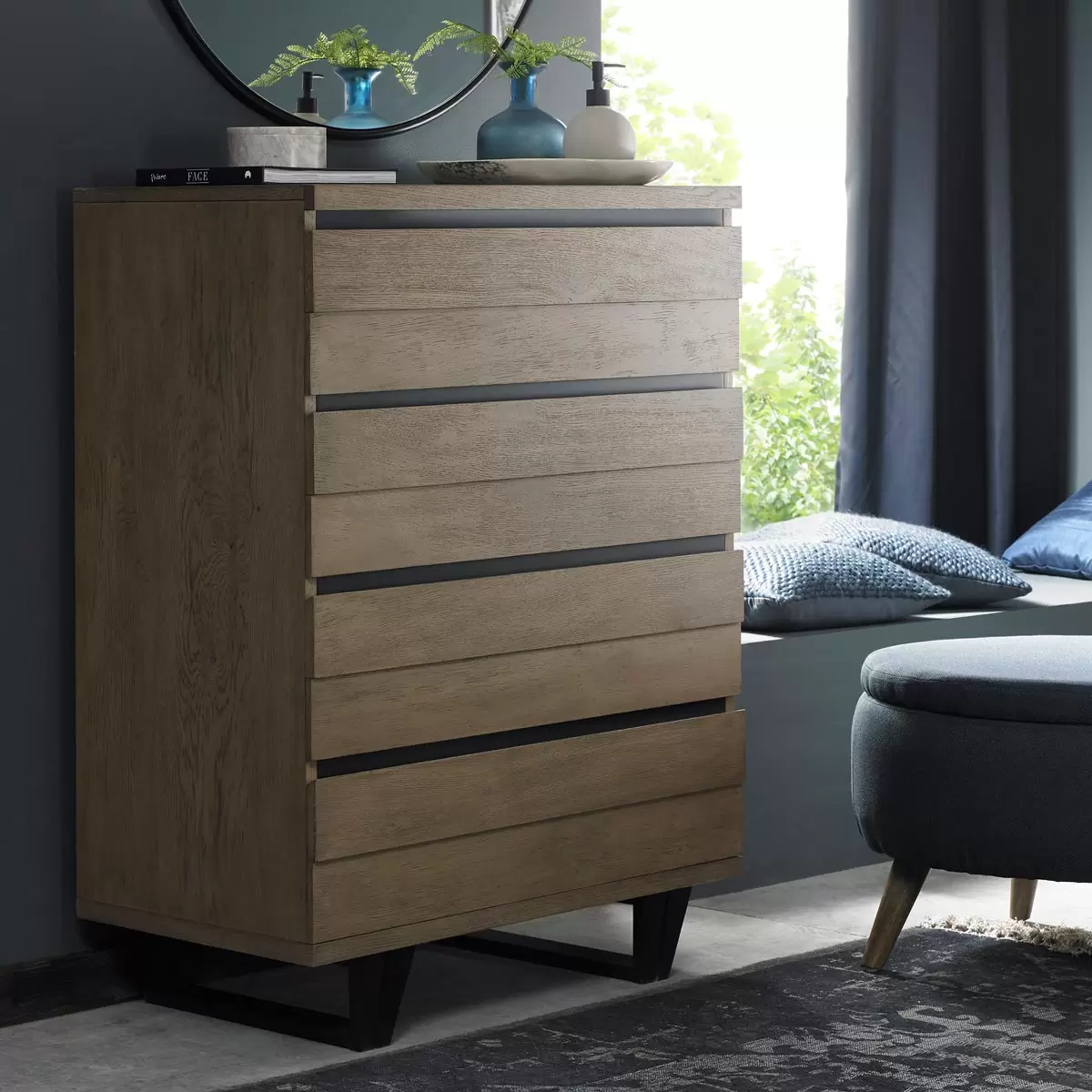 Bentley Designs Tivoli Weathered Oak 4 Drawer Chest of Dr