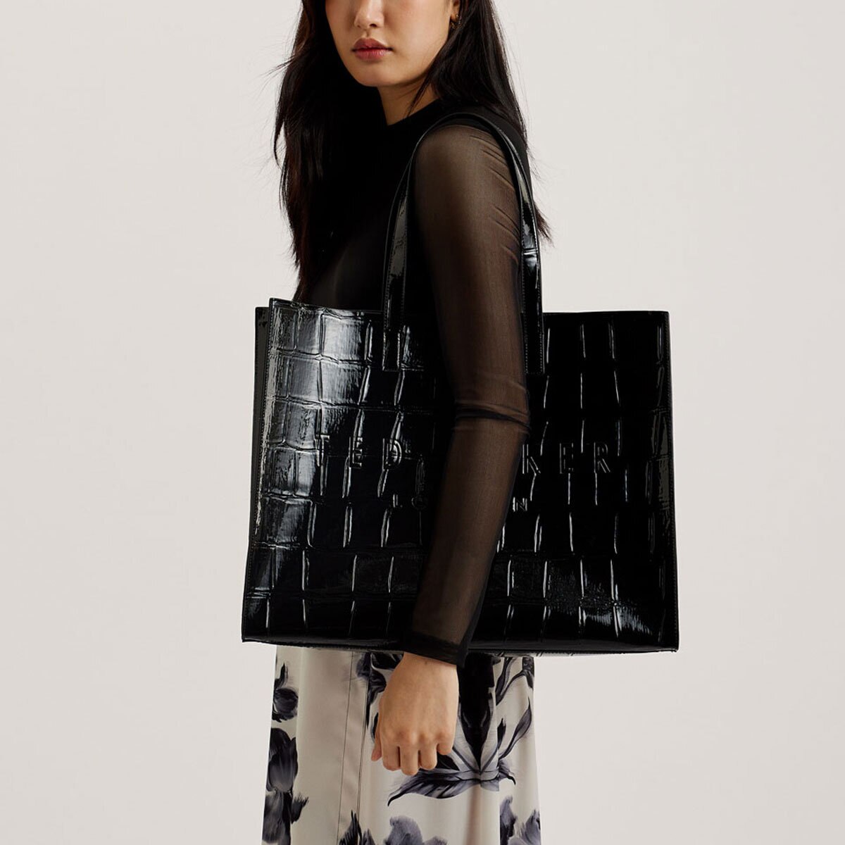 Ted Baker Allicon Tote in Glossy Black
