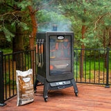 Louisiana Grills 57" (145cm) 7 Series Vertical Wood Pellet Smoker + Cover