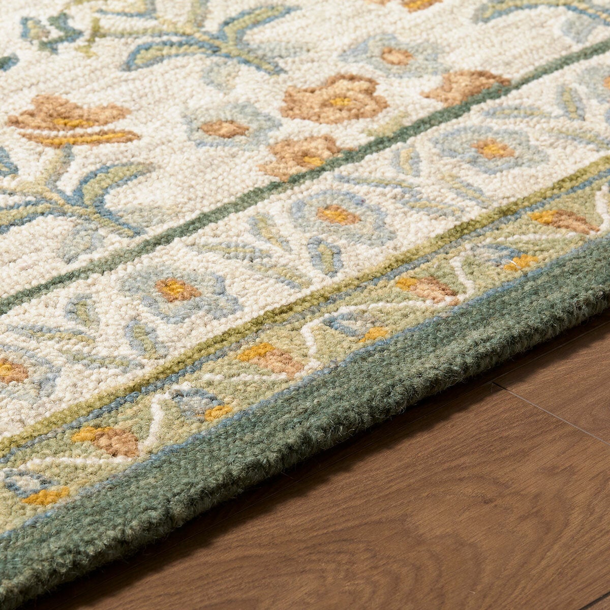 Livabliss Fairfax Green Wool Rug, In 2 Sizes Livabliss Fairfax Green Wool Rug, In 2 Sizes