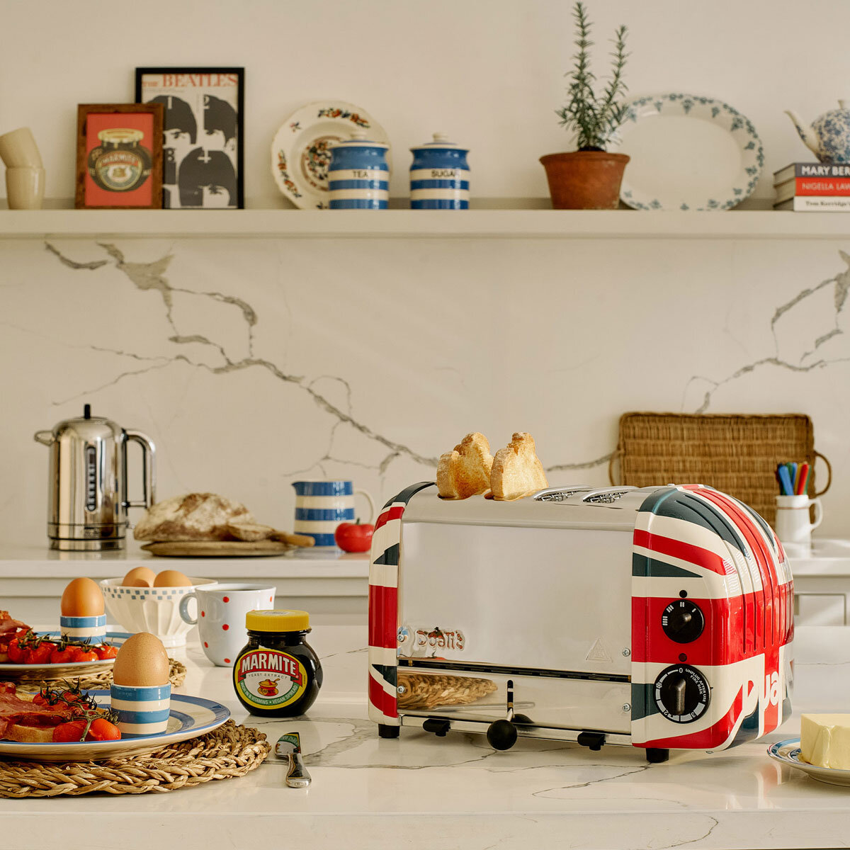 Dualit Union Jack Toaster Lifestyle Image