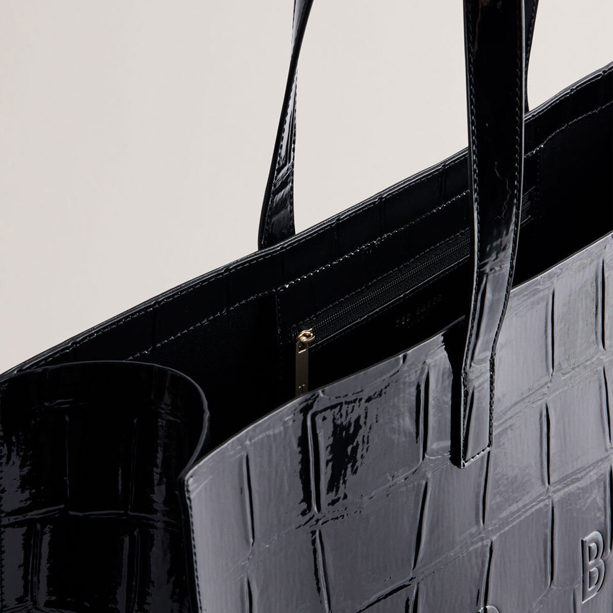 Ted Baker Allicon Tote in Glossy Black
