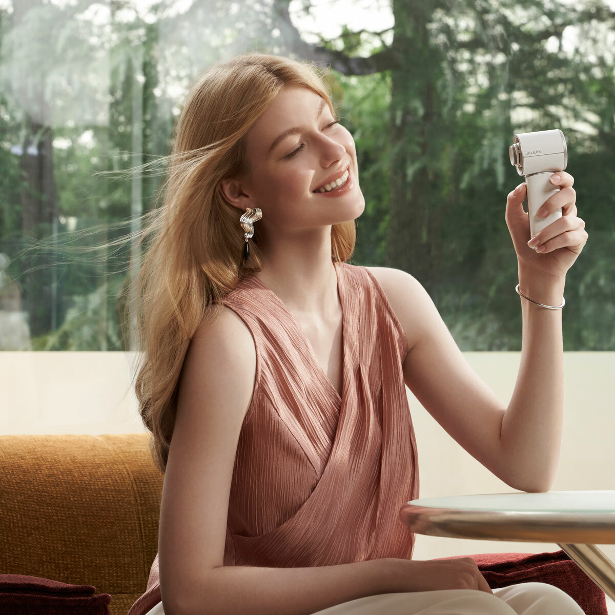 JisuLife Pro1 Mini Handheld Fan in Starry White JisuLife Pro1 Mini Handheld Fan in Starry White