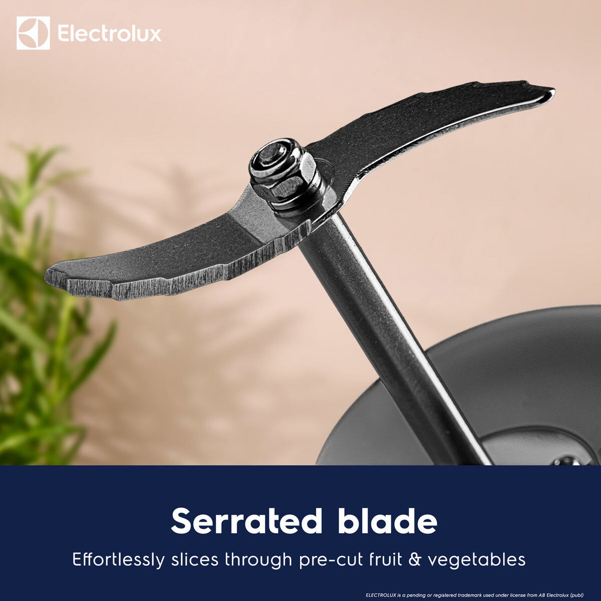 Lifestyle showing serrated blade Lifestyle showing serrated blade