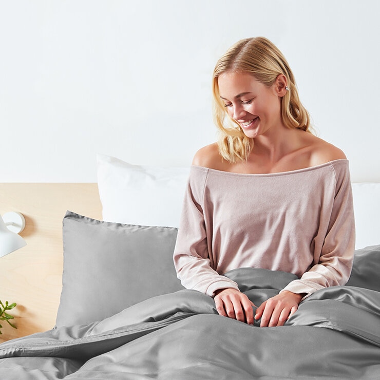 panda bamboo fitted sheet in quiet grey