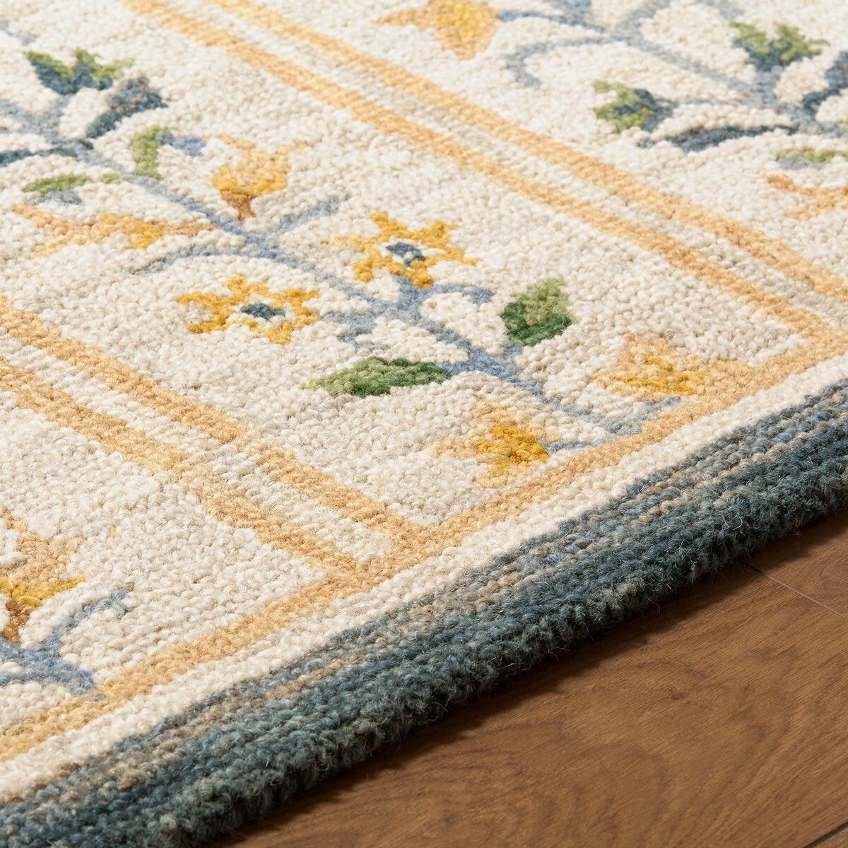 Livabliss Fairfax Cream Wool Rug, In 2 Sizes Livabliss Fairfax Cream Wool Rug, In 2 Sizes