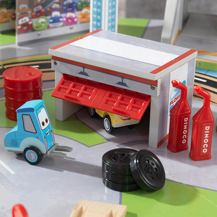 KidKraft Disney® Pixar Cars 3 Florida International Speedway Racetrack