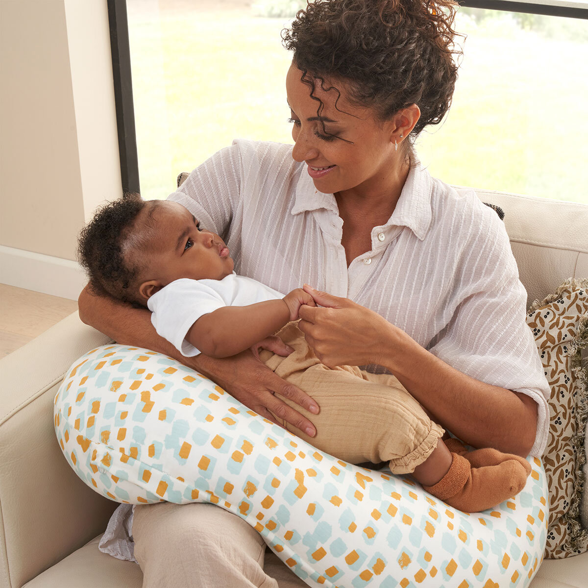 Tutti Bambini Feeding Pillow 42 x 55 cm, Run Wild