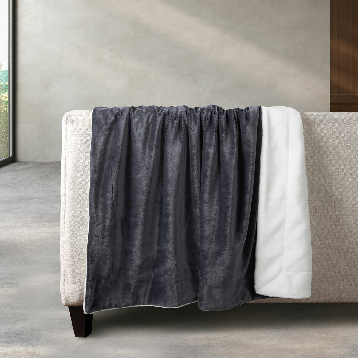 Life Comfort Ultimate Faux Fur Grey Throw, 152 x 177 cm