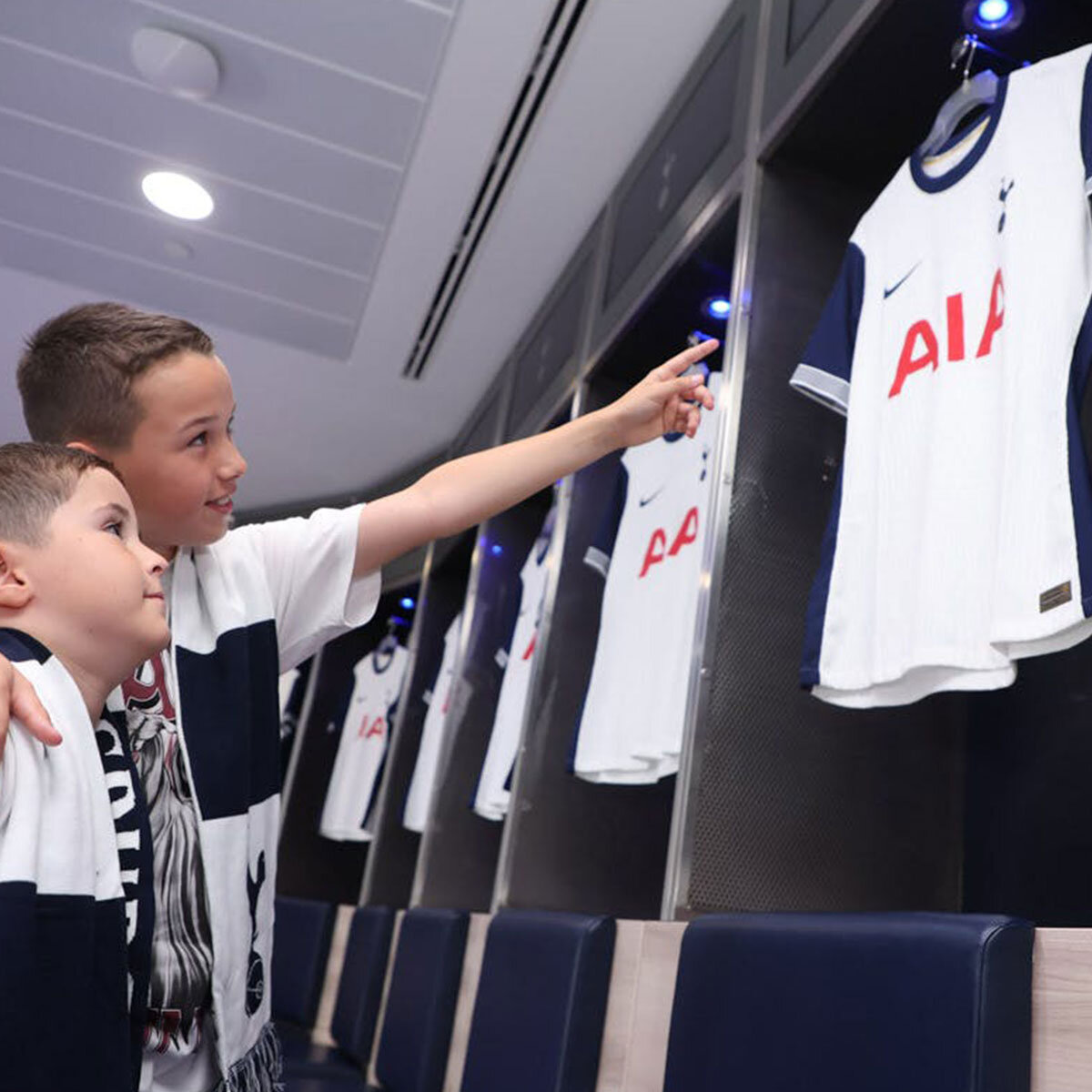 Virgin Experience Days Tottenham Hotspur Stadium Tour for Two
