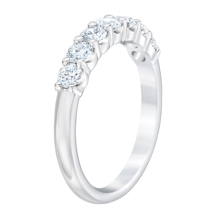 .80ctw Platinum 7 Stone Band .80ctw Platinum 7 Stone Band