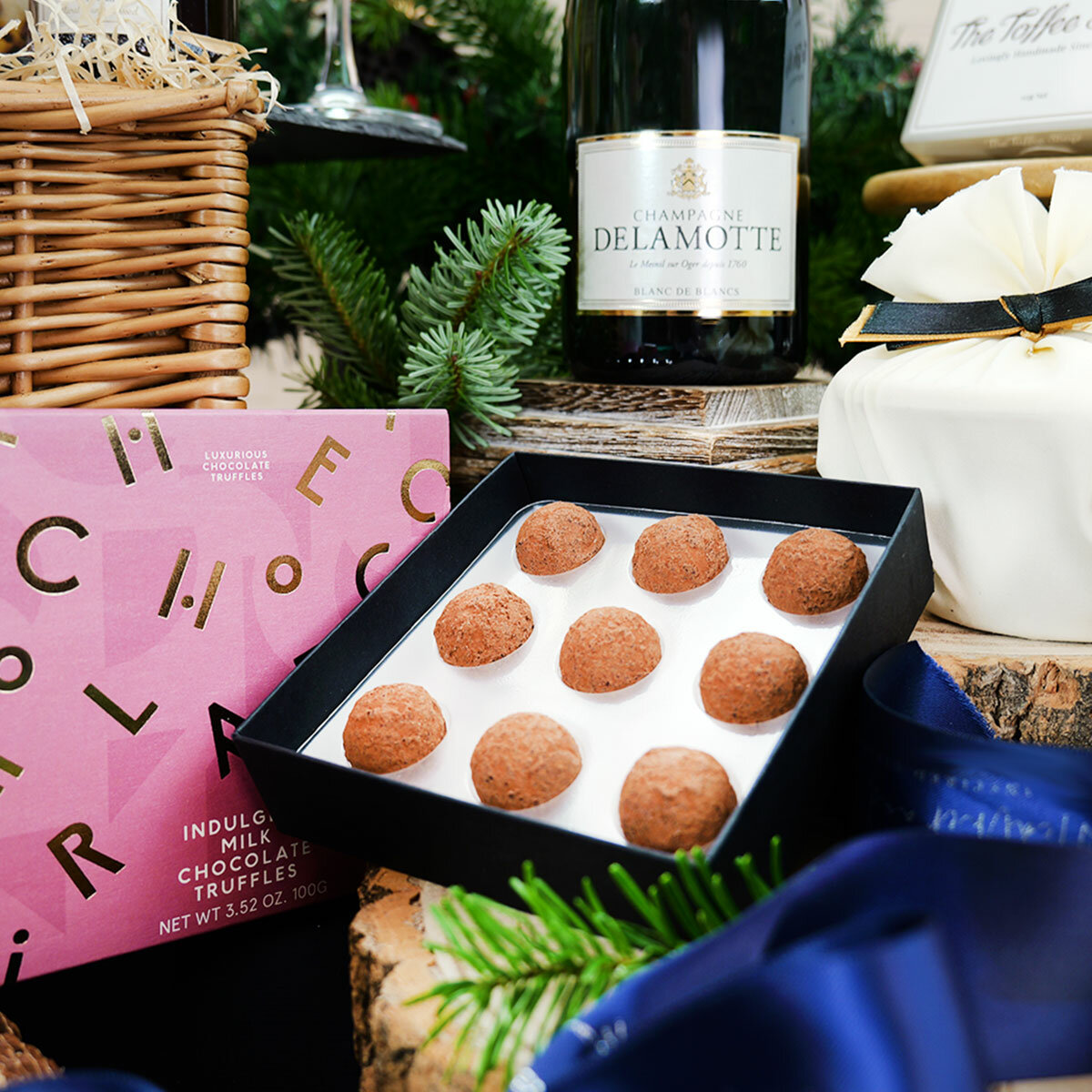 The Coquet Christmas Crate