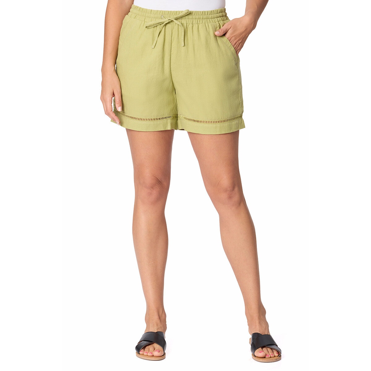 Briggs Ladies Linen Short in Green