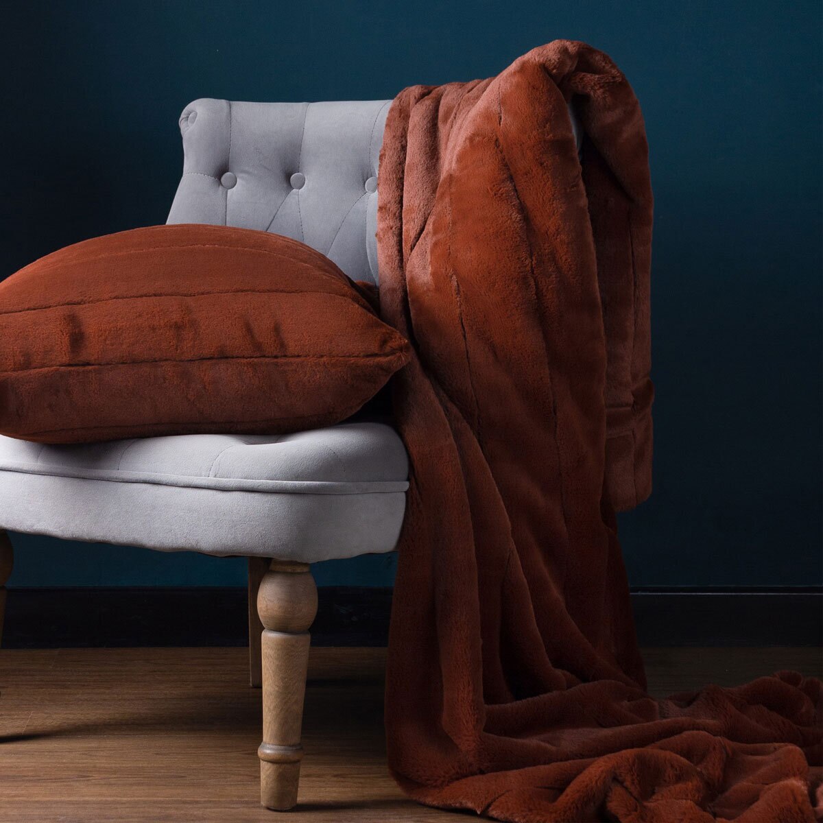 Empress Rust Faux Fur Throw, 140 x 200 cm Costco UK