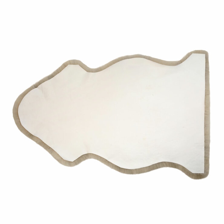 Windward Single Sheepskin Rug in Cream, 60 x 95 cm