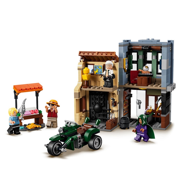 LEGO ONE PIECE Showdown with Captain Smoker - Model 75642 (9+ Years) LEGO ONE PIECE Showdown with Captain Smoker - Model 75642 (9+ Years)