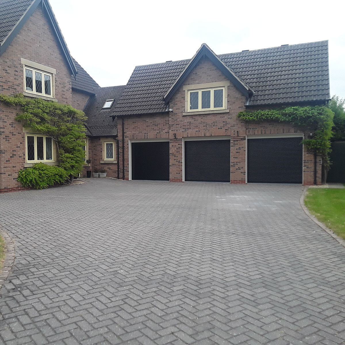 Cardale Grey Electric Roller Door 55mm up to 2.5 metres width