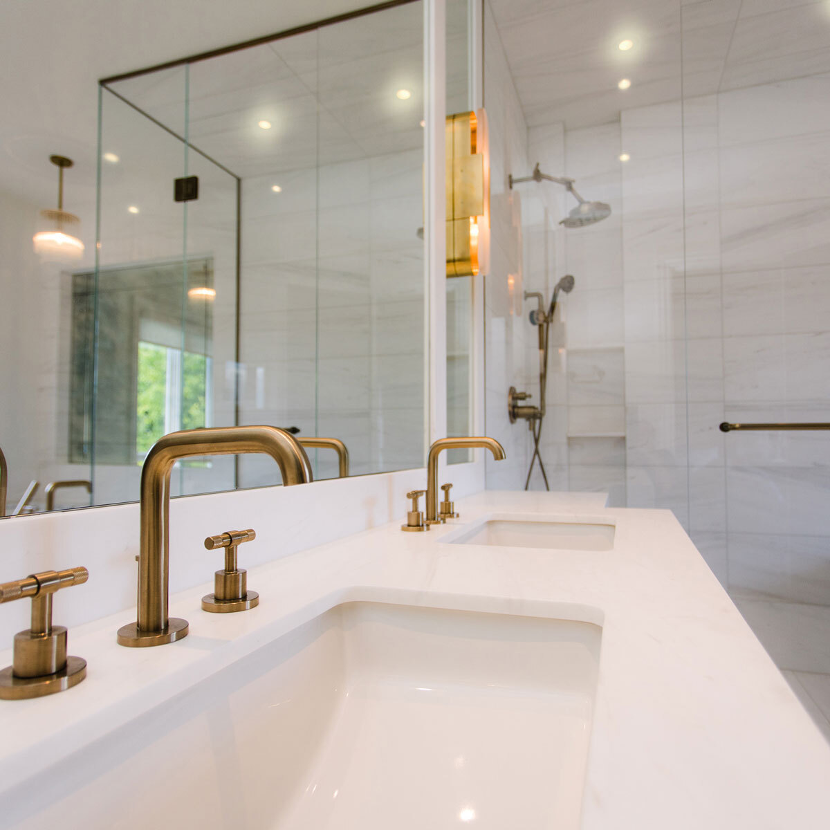 Lifestyle image of light in bathroom setting