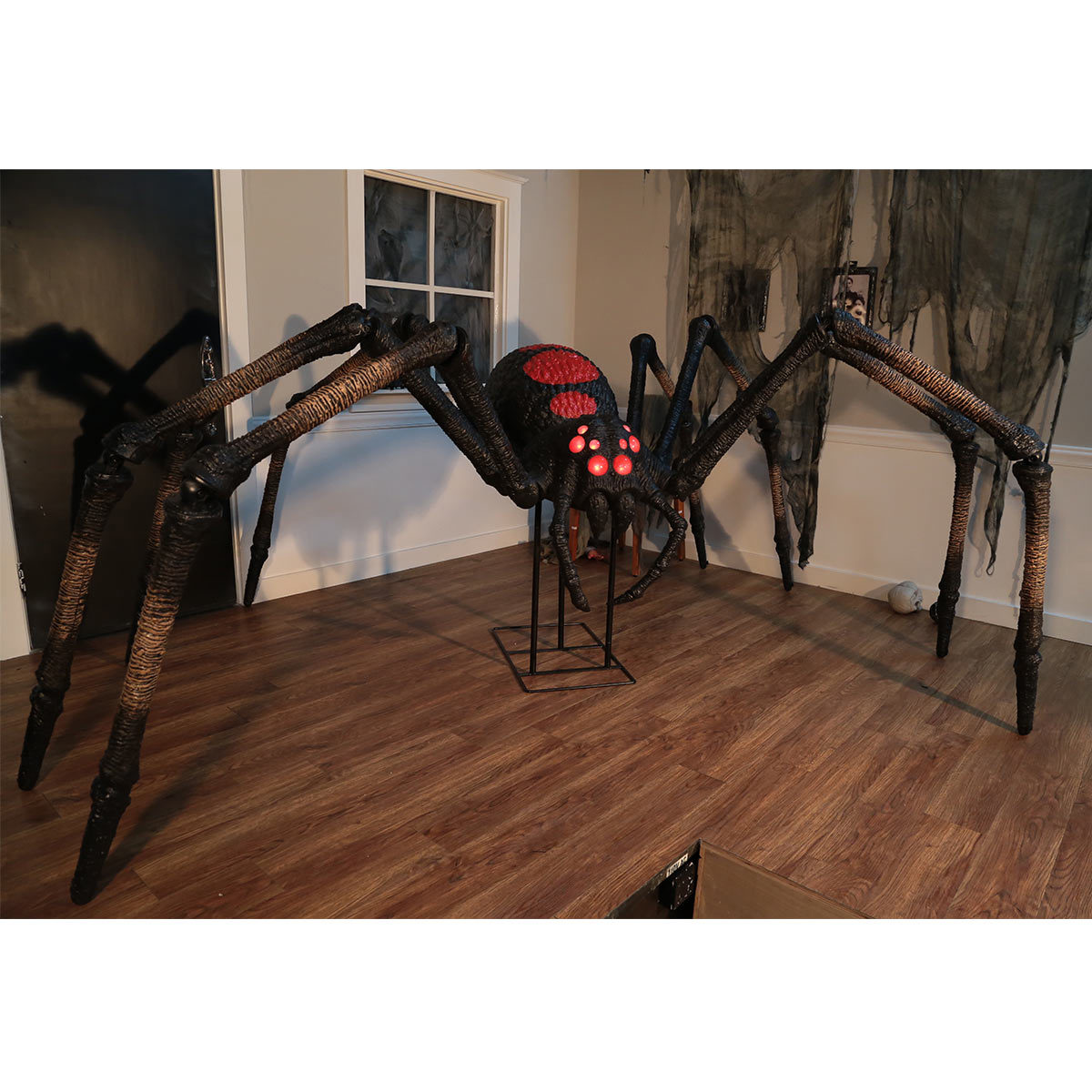 Halloween 4ft (1.2m) Giant Mutant Spider with Lights & Sounds