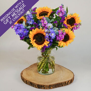 17 Stem Sunflower Dreams Flower Bouquet with Greetings Card