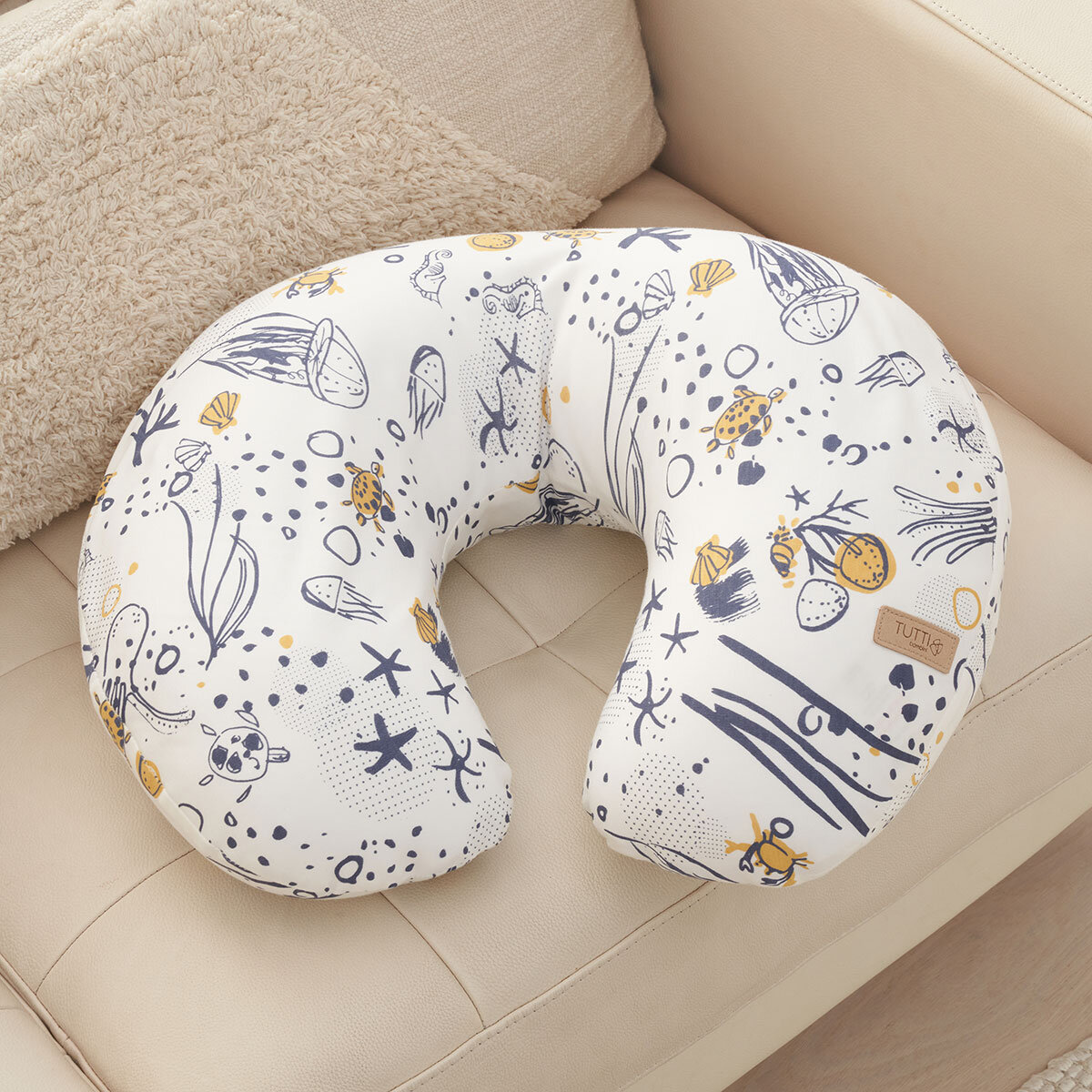 Tutti Bambini Feeding Pillow 42 x 55 cm, Our Planet