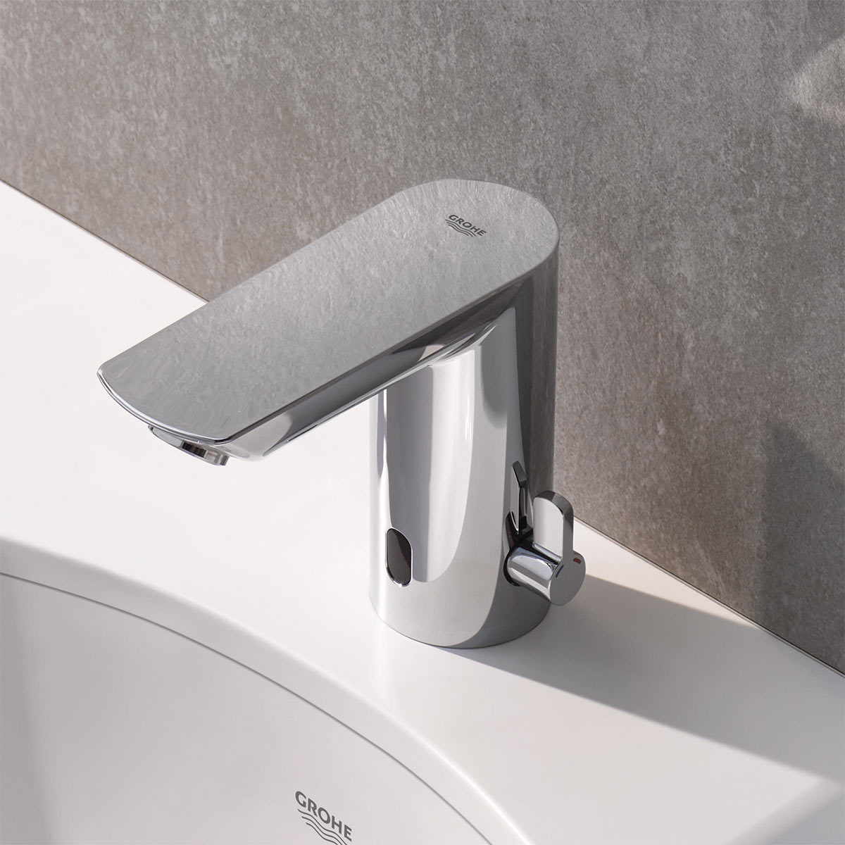 GROHE Bau Cosmopolitan InfraRed Motion Sensor Electronic Basin Mixer