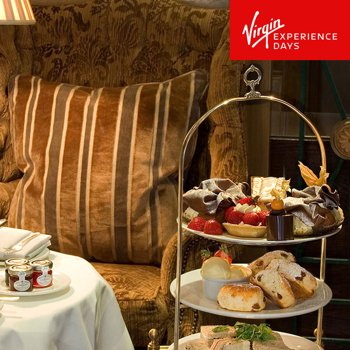 Virgin Experience Days Visit to Queen's Gallery & Royal Afternoon Tea for Two People (18 Years +)