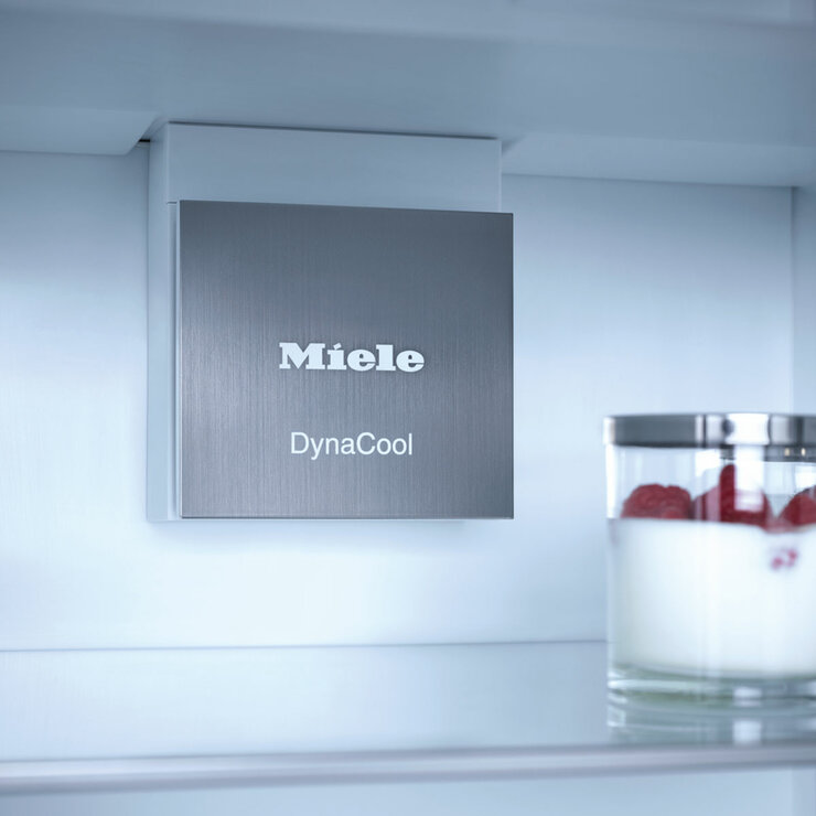 Miele K 7747 C Integrated Larder Fridge, C Rated