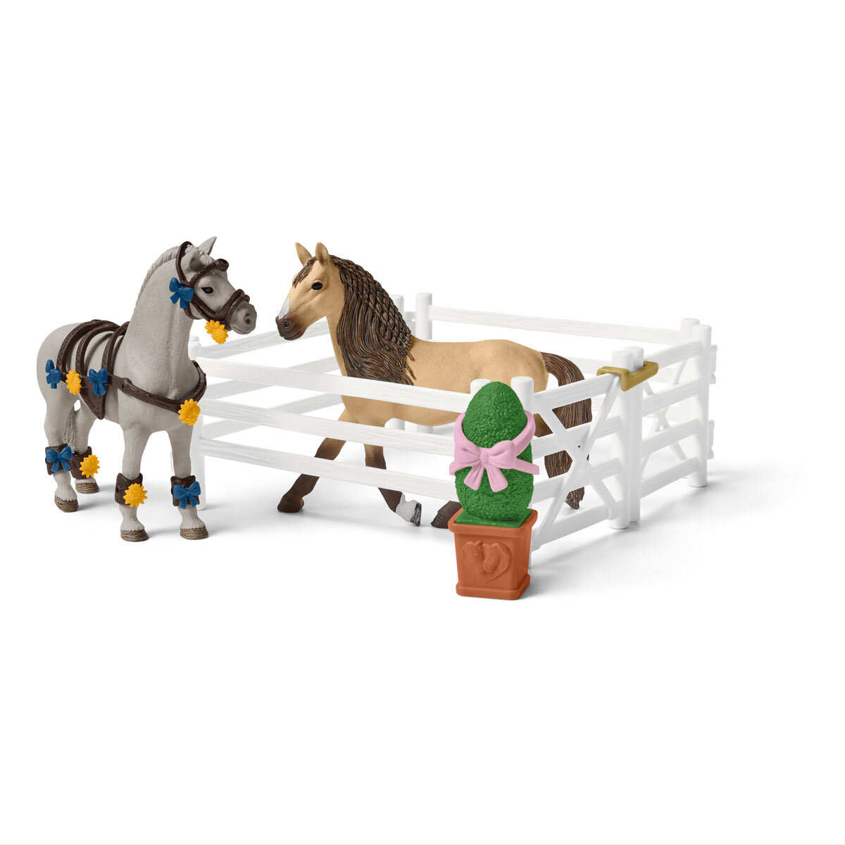 Buy Schleich Big Horse Show Feature3 Image at Costco.co.uk