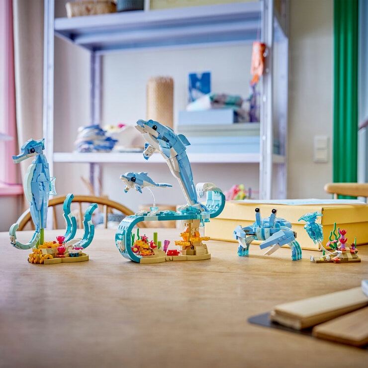 LEGO Creator Sea Animals: Beautiful Dolphins - Model 31385 (9+ Years)