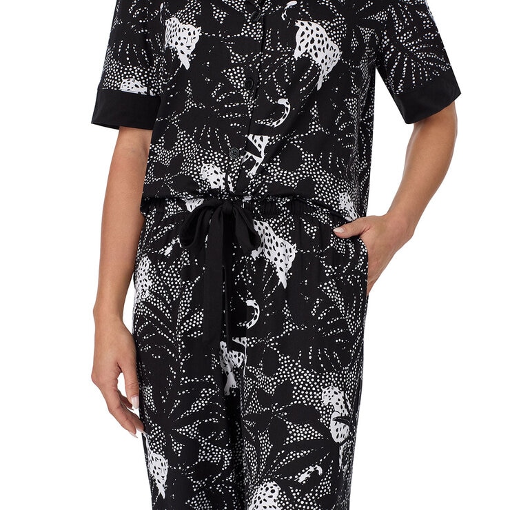 Room Service Ladies Notch Collar Pyjama Set in Black