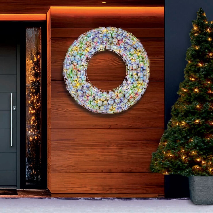 Ornament wreath with LED lights Warm White