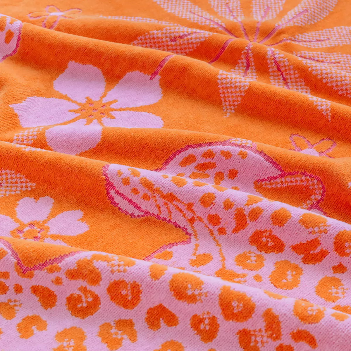 Welhome Beach Towel in 4 designs, 102 x 183 cm - Picture 14 of 24