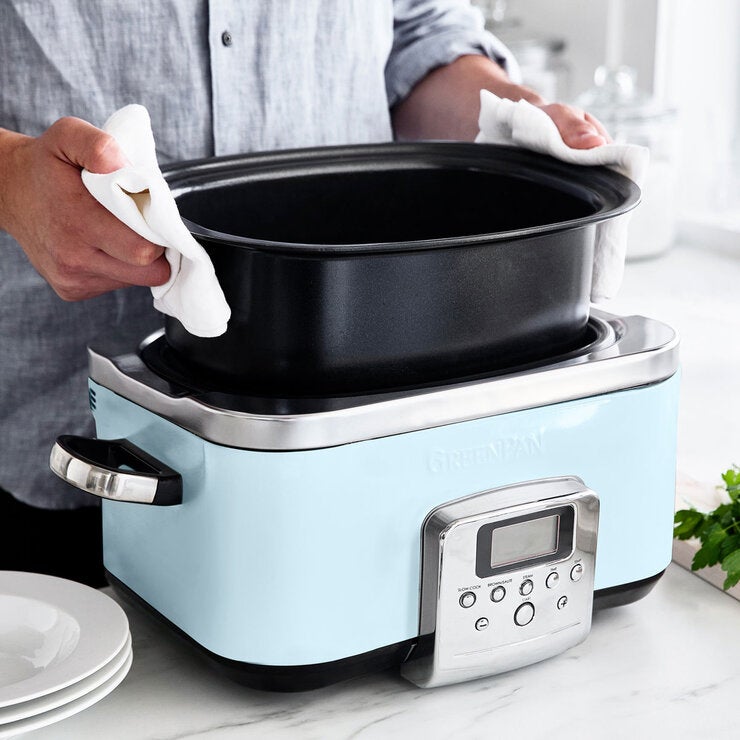 Lifestyle image of GreenPan Slow Cooker Lifestyle image of GreenPan Slow Cooker