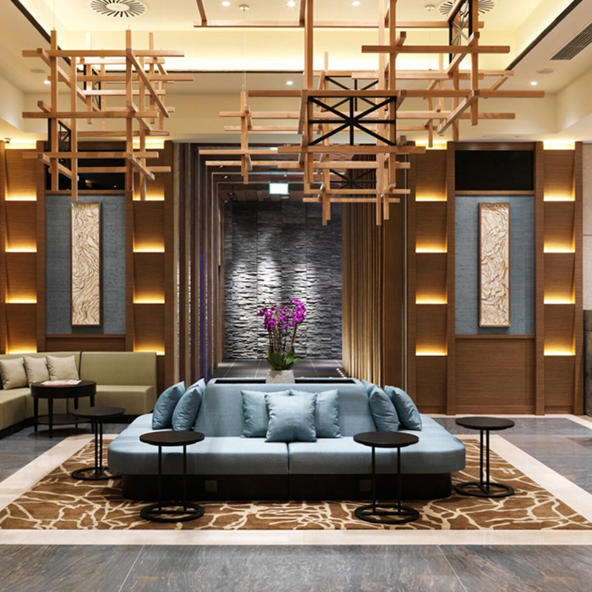 Virgin Experience Days London Heathrow Airport Plaza Premium Lounge Experience for Two
