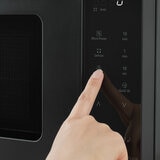 Panasonic 20L Solo Microwave Lifestyle Image