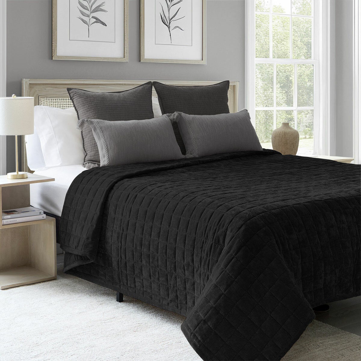 Safdie Crushed Velvet Throw in 4 Colours, 234 x 244 cm Safdie Crushed Velvet Throw in 4 Colours, 234 x 244 cm