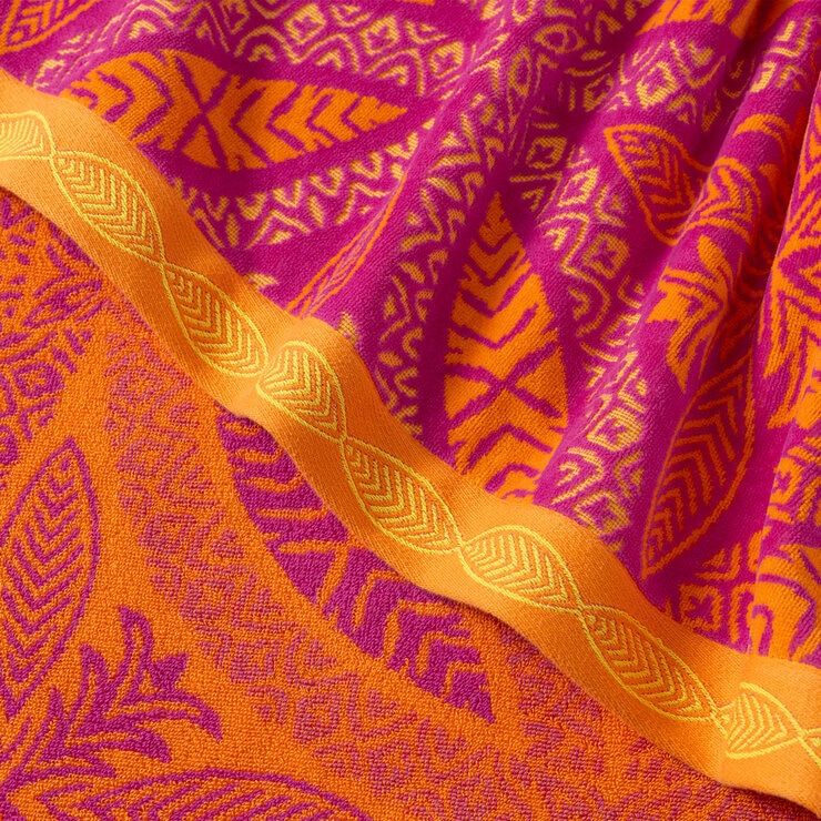 Oversized 100% Cotton Medallion Beach Towel
