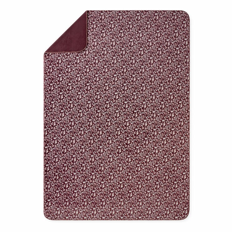 Casual Living Reversible Burgundy Plush Throw, 127 x 177 cm