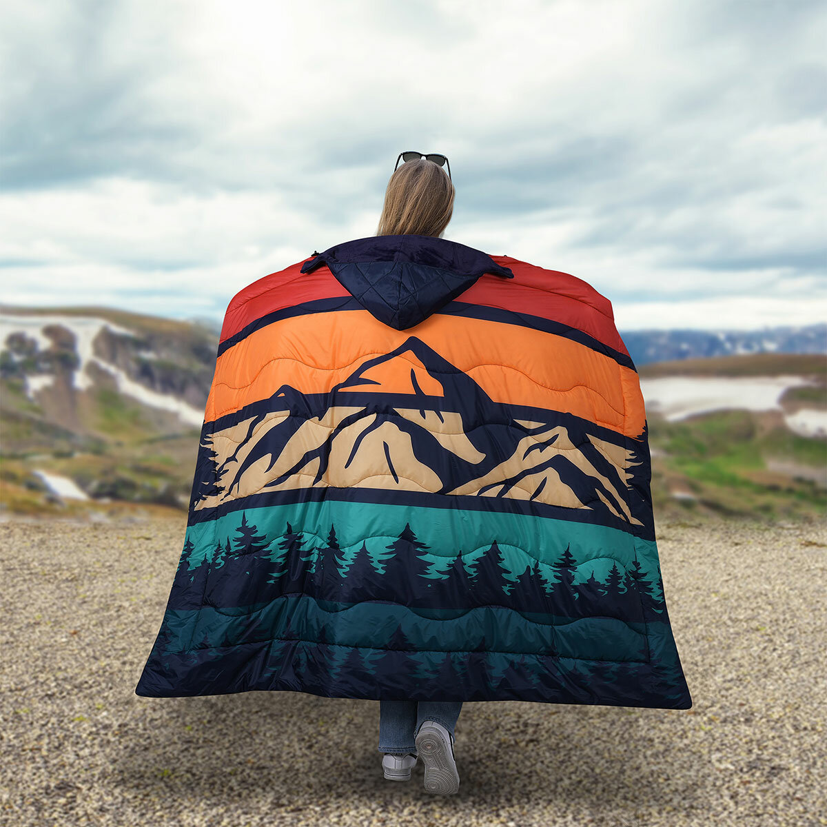 Below Zero Outdoor Wearable Blanket, in 3 Colours