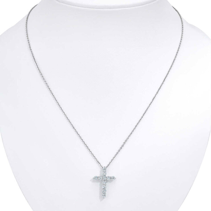 1.00ctw Diamond Cross Pendant on Bust
