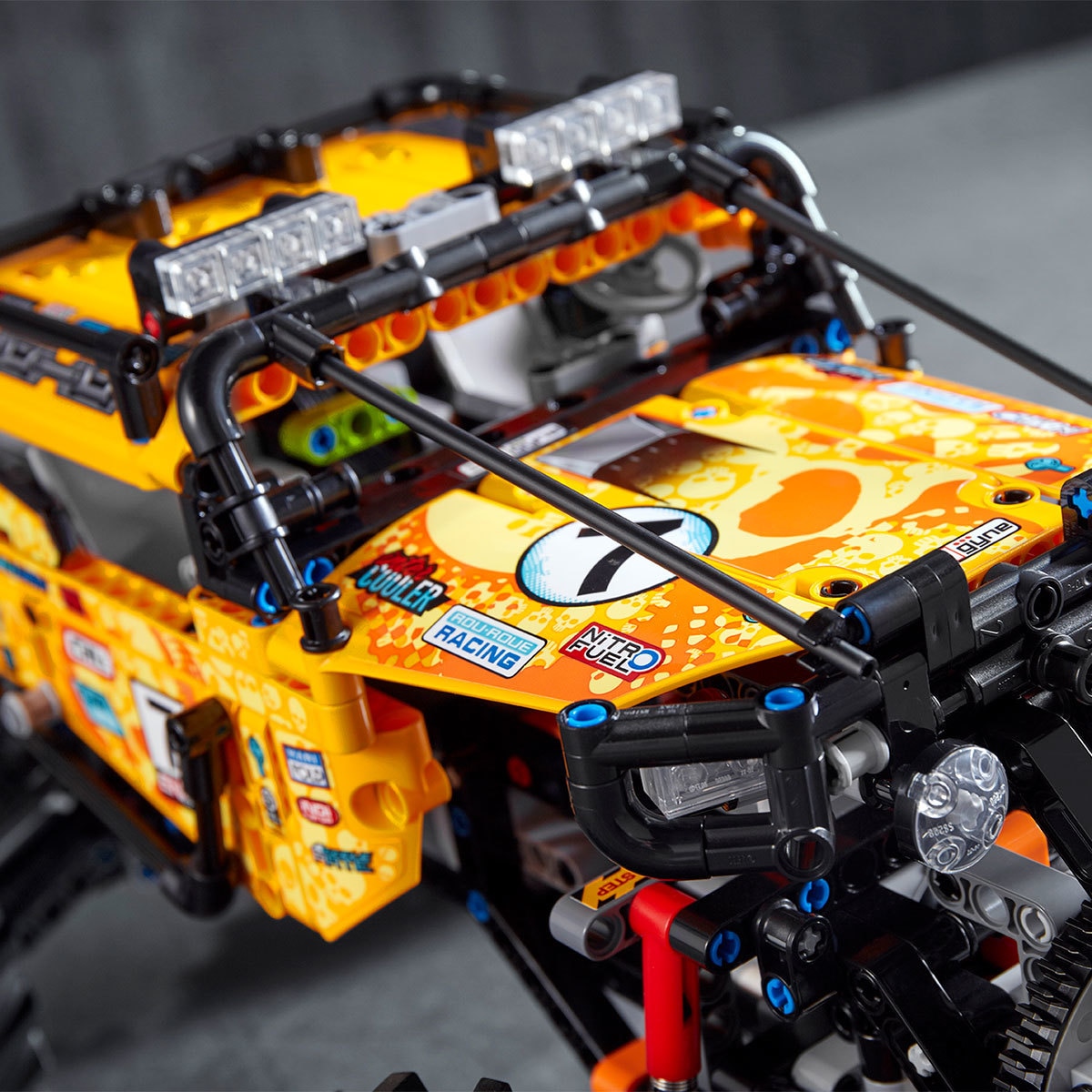 Lego technic 4X4 X-treme Off-Roader