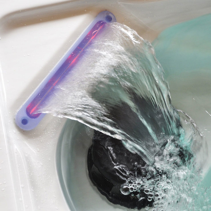 Blue Whale Spa Tidal Stream 13ft (3.95m) 31Jet 3 Seater Swim Spa